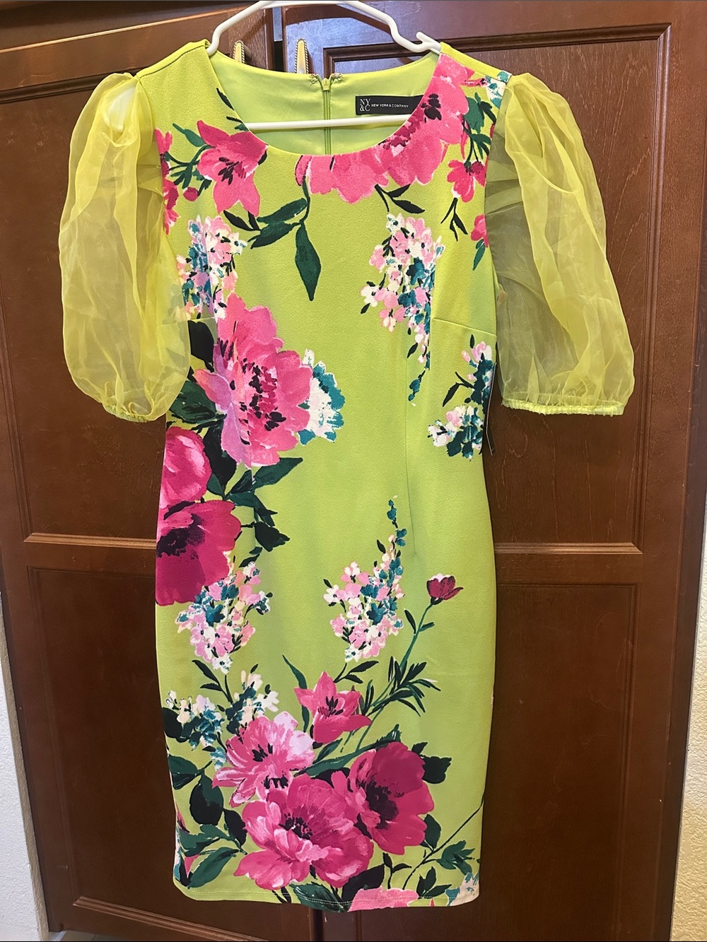 Floral Puff-Sleeve Dress in Lime & Pink